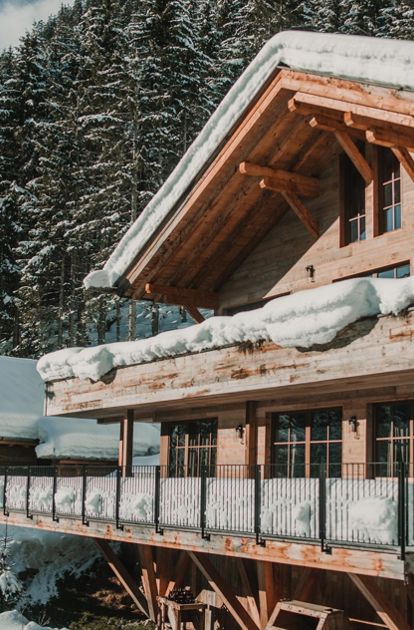 Chalet Mons Silva mit Schnee