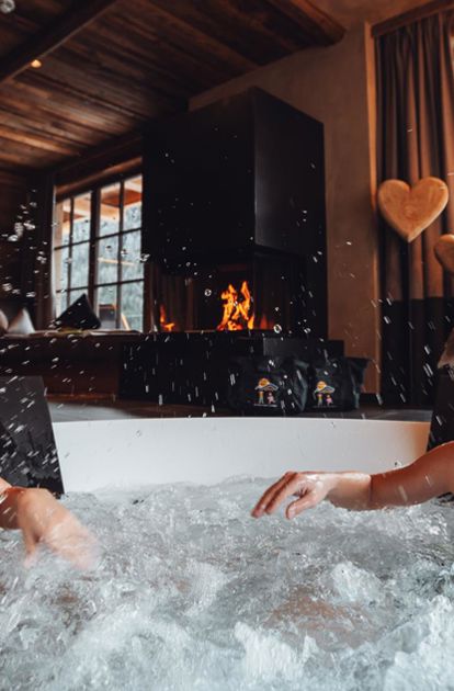 Kids in the whirlpool